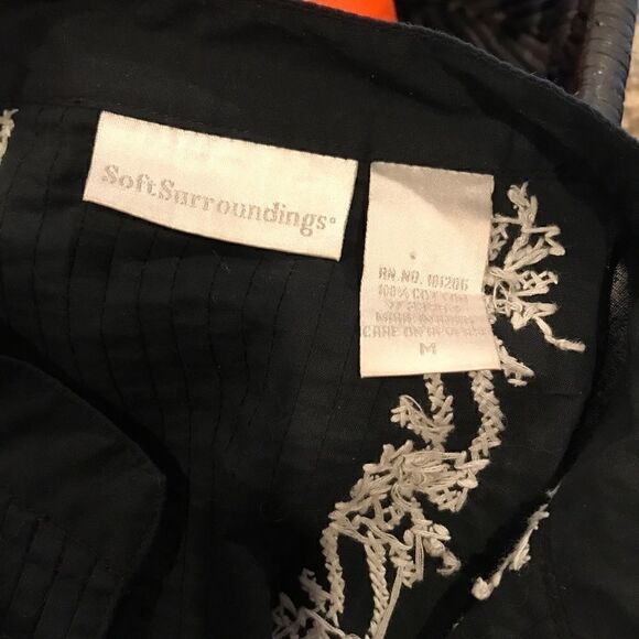 SOFT SURROUNDINGS Black ivory Paisley Embroidered Tunic Boho Top - Picture 5 of 5